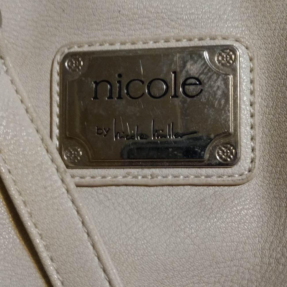 Purse - Picture 3 of 5